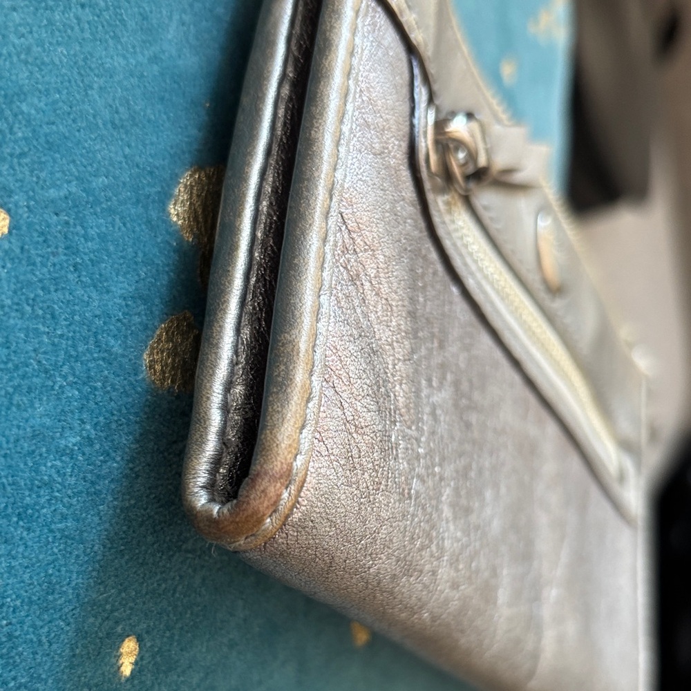 Coach Metallic Gold Leather Wristlet Clutch - Picture 7 of 9